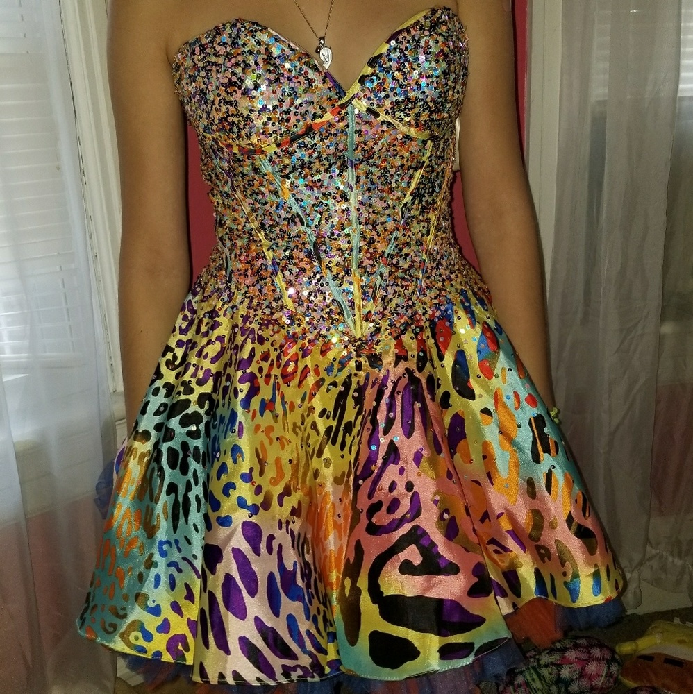 Giovanni prom dress